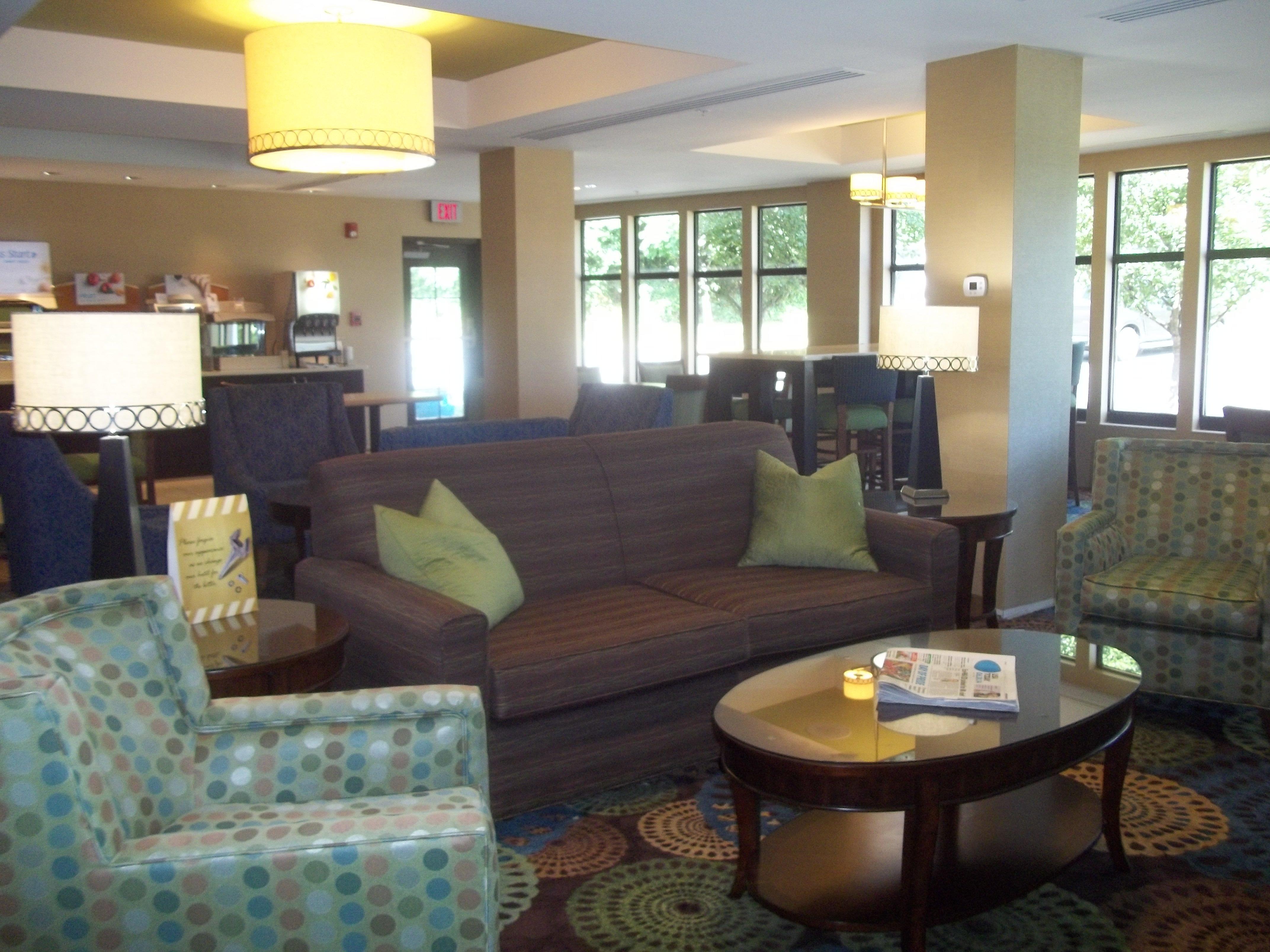 Holiday Inn Express And Suites Winchester, An Ihg Hotel Exteriör bild